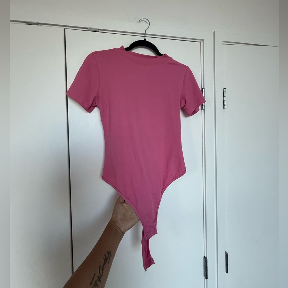 PrettyLittleThing Pink Short-Sleeve Bodysuit
